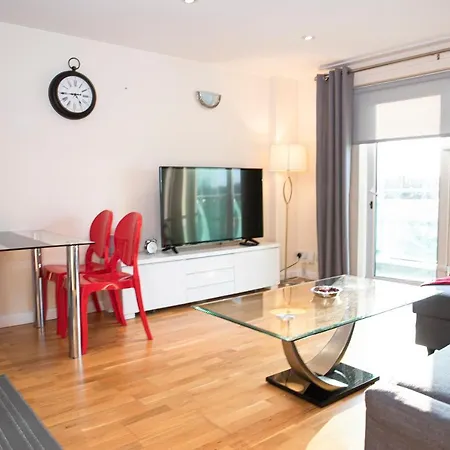 Tranquil Apartment With Stunning Views